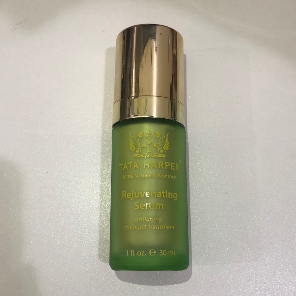 Tata Harper  Rejuvenating Serum